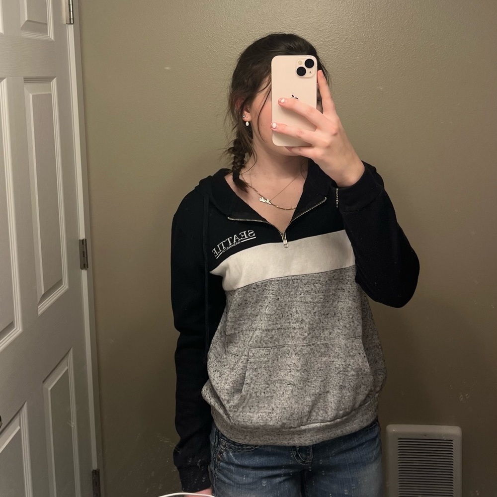 Seattle sweater